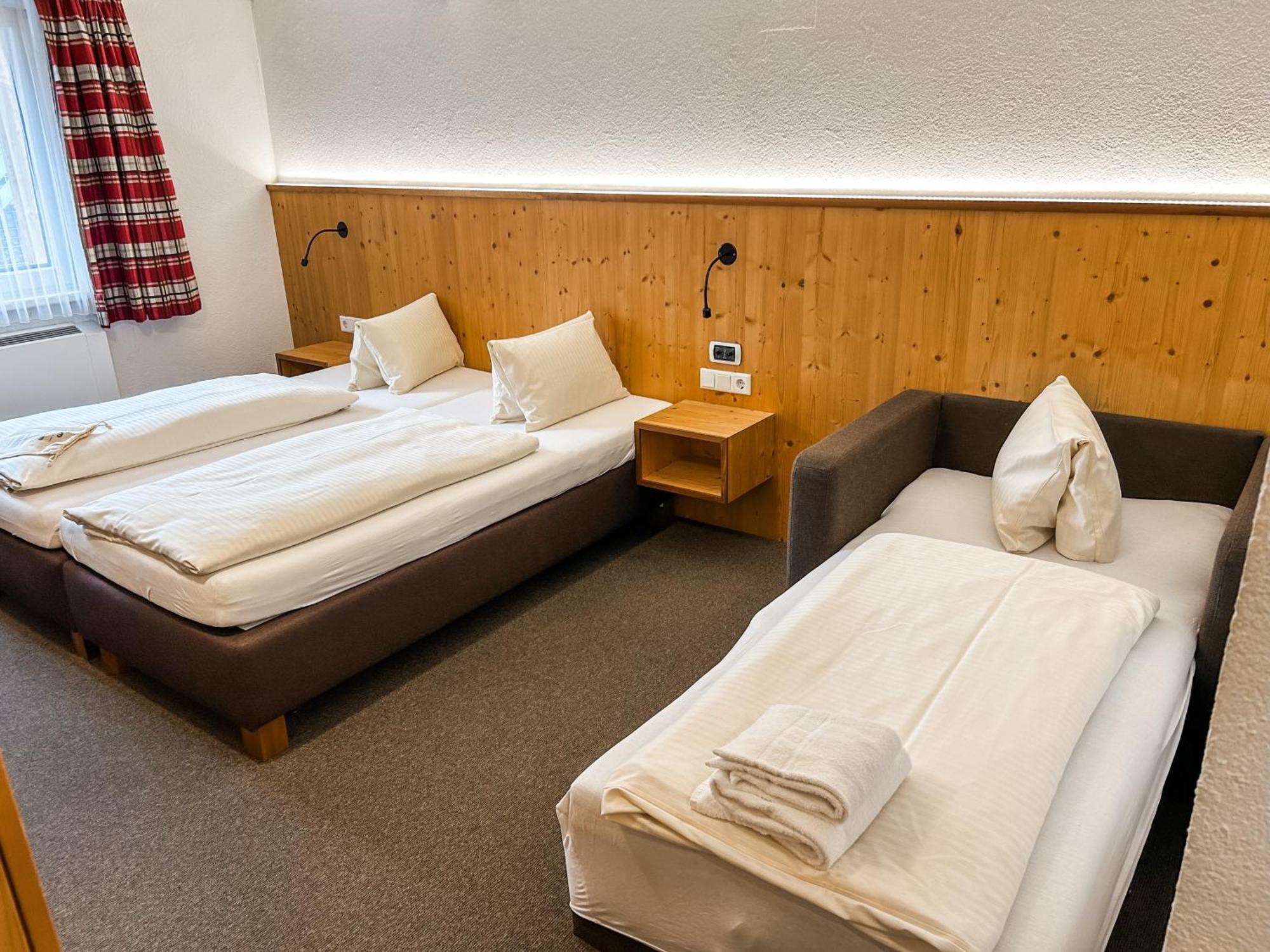 Hotel-Gasthof Loewen Фельдкирьх Экстерьер фото