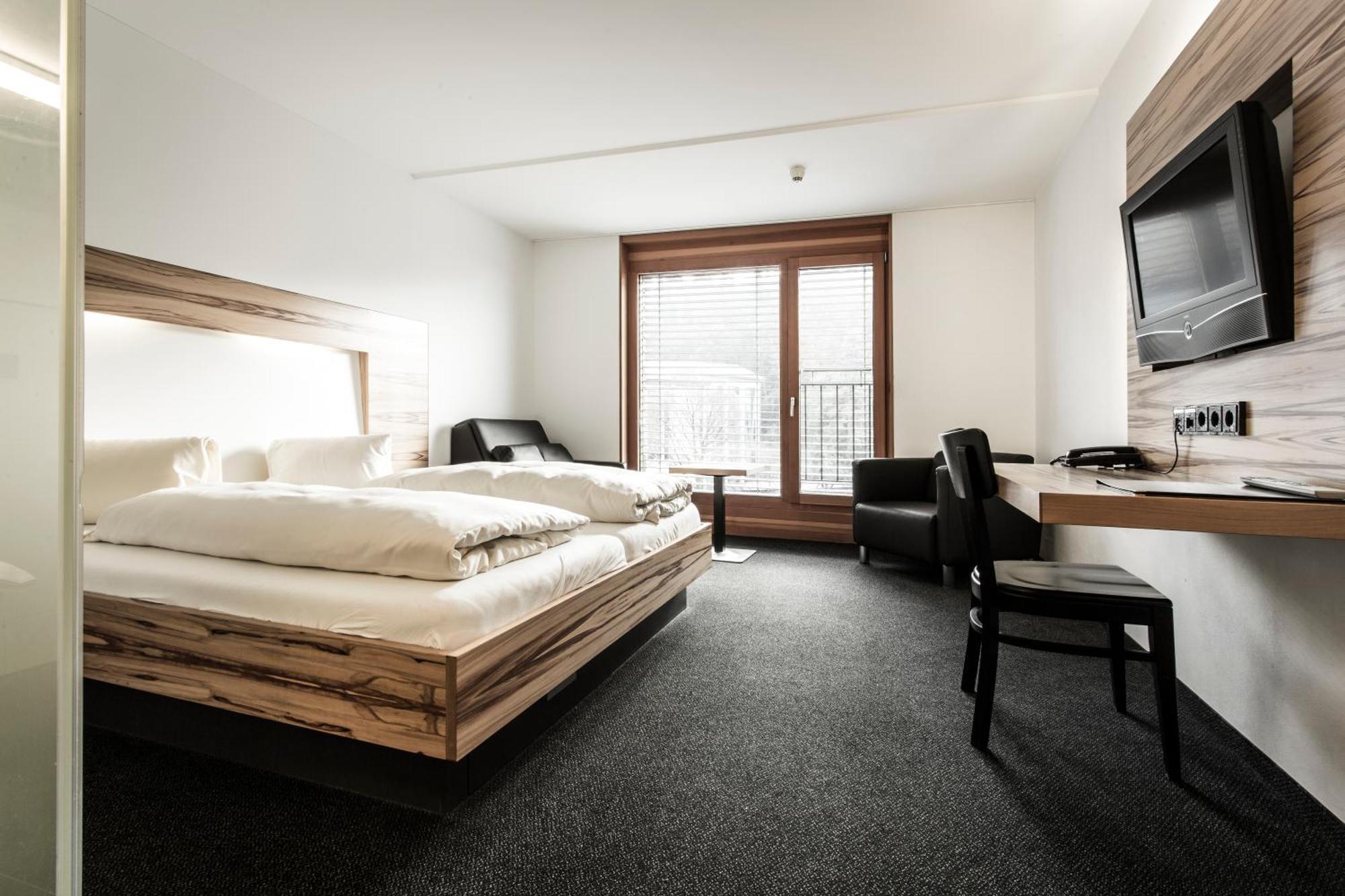 Hotel-Gasthof Loewen Фельдкирьх Экстерьер фото
