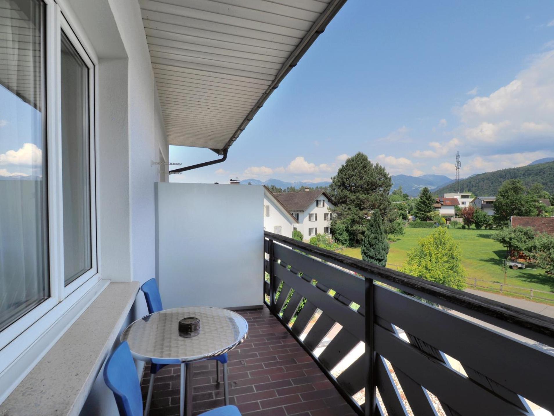Hotel-Gasthof Loewen Фельдкирьх Экстерьер фото