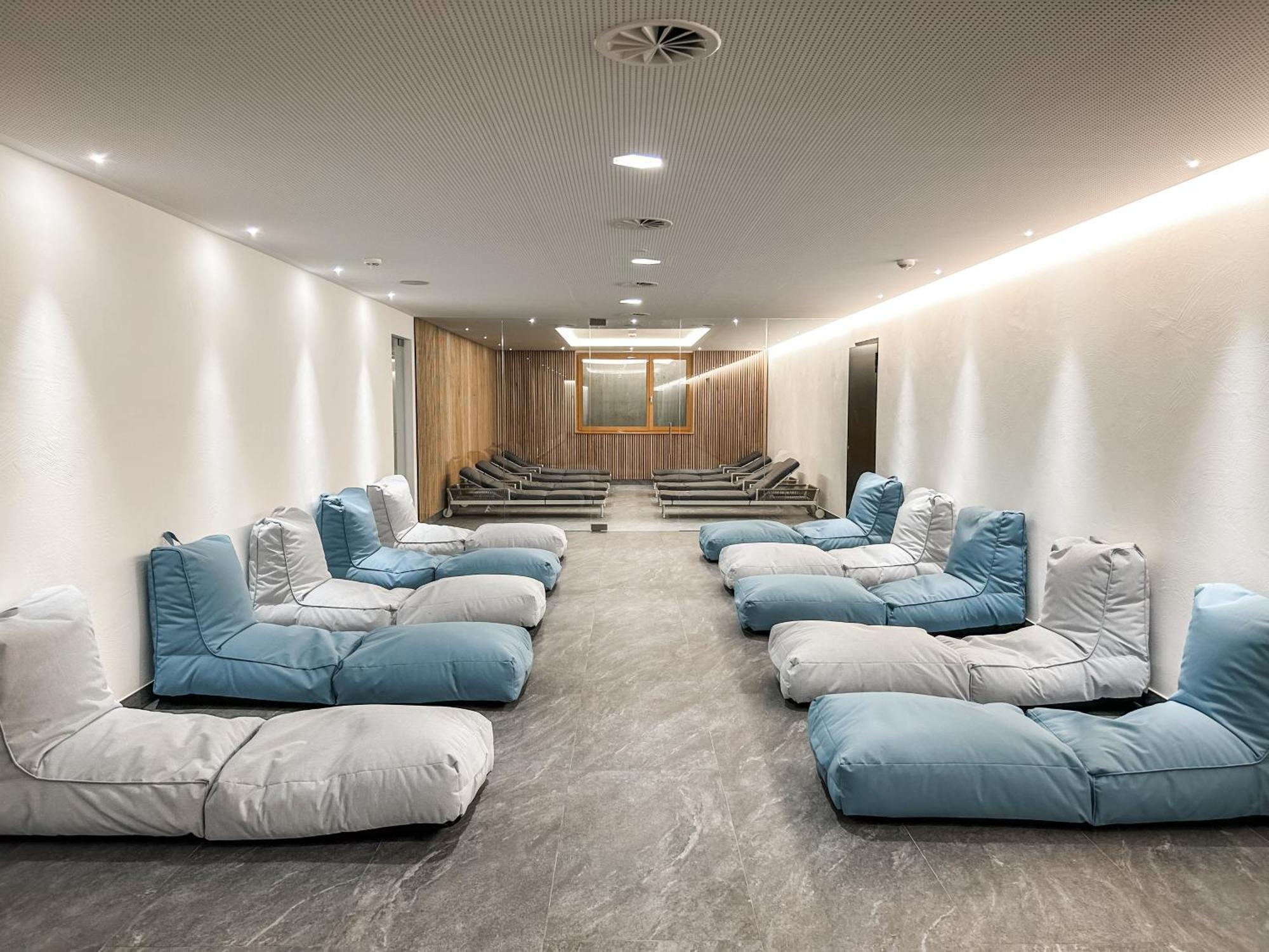 Hotel-Gasthof Loewen Фельдкирьх Экстерьер фото