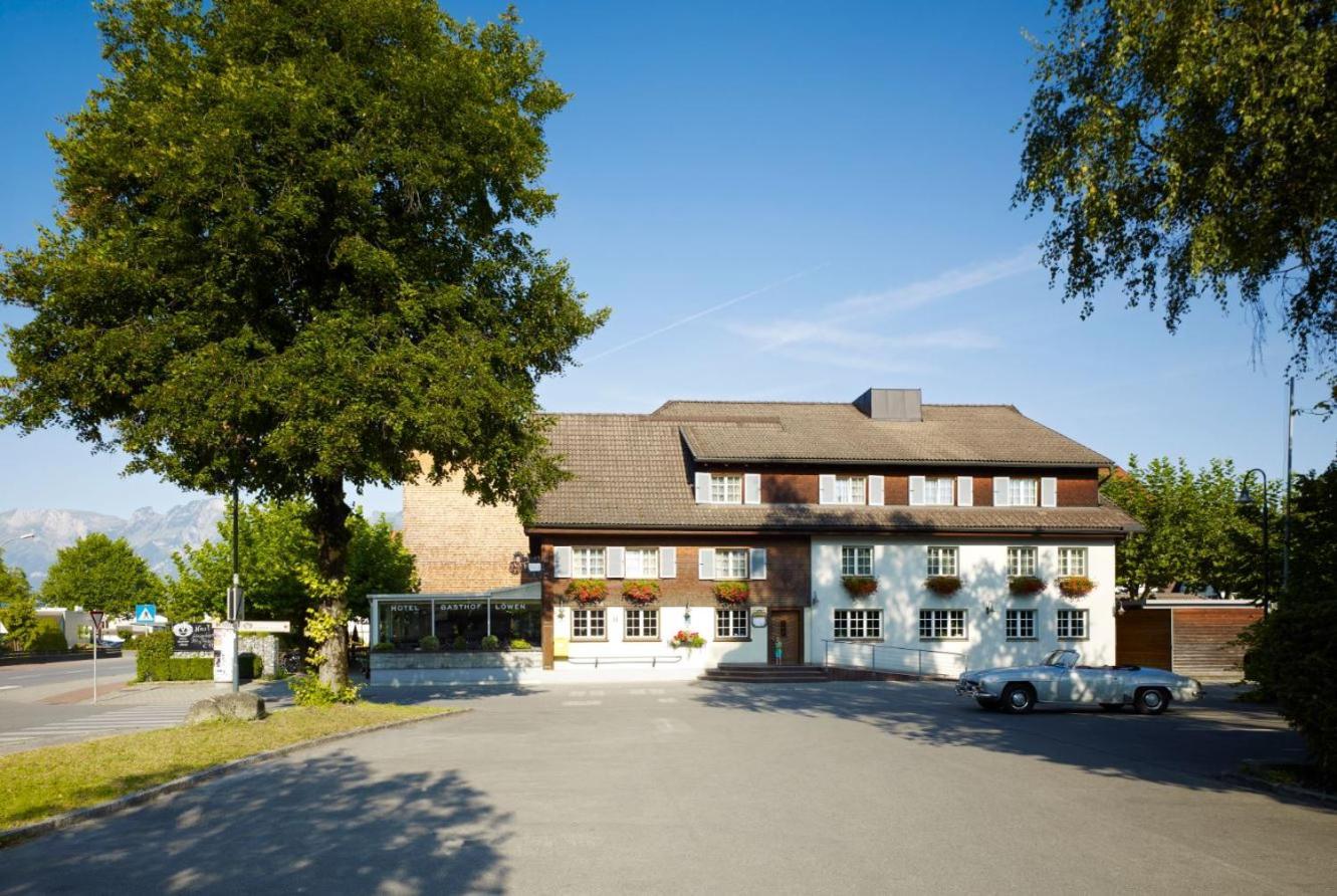 Hotel-Gasthof Loewen Фельдкирьх Экстерьер фото