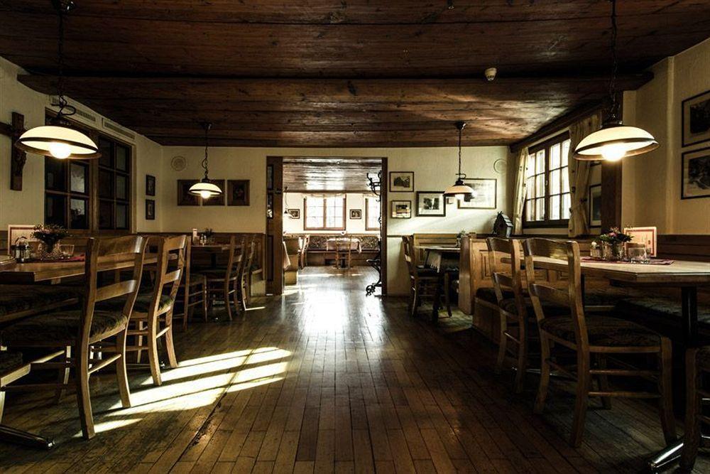 Hotel-Gasthof Loewen Фельдкирьх Экстерьер фото